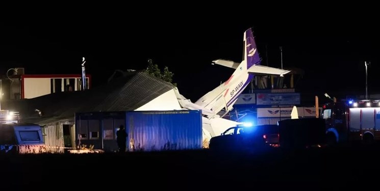 سقوط مرگبار هواپیما در لهستان